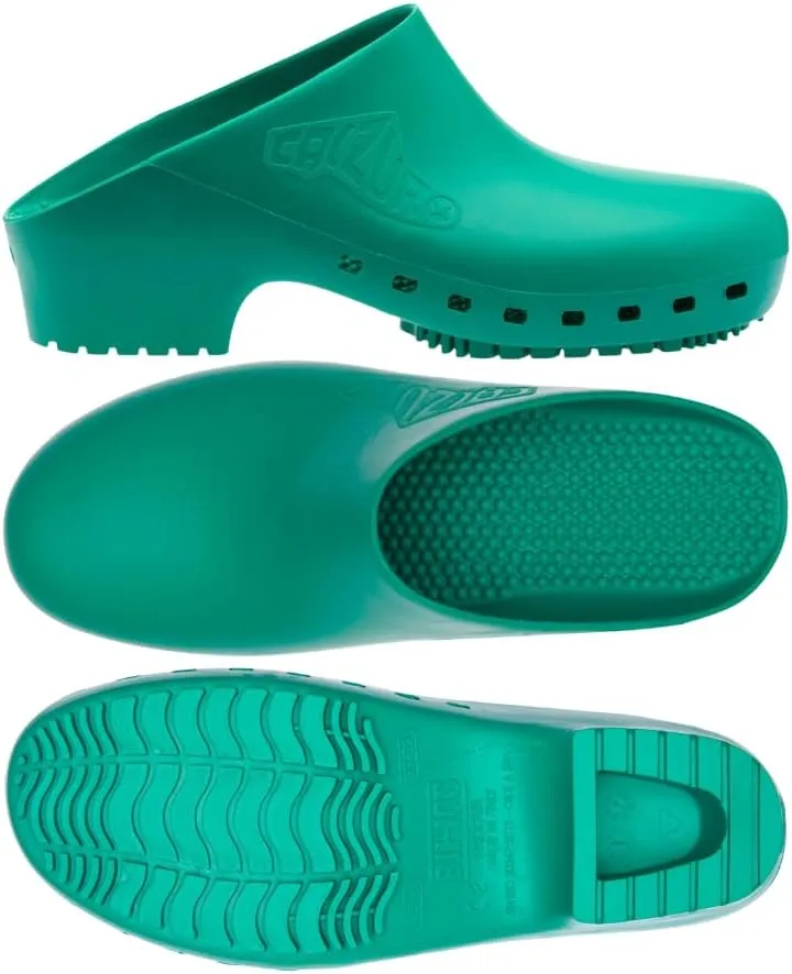 CALZURO Classic Work Clogs Without Holes - Unisex Nursing Clogs - Non Slip Shoes - Autoclavable Rubber Kitchen Shoes for Women and Men -